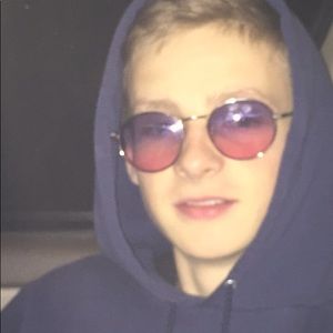 Meet your Posher, Scotty